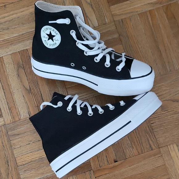 NWOB Converse Chuck Taylor All Star Lift Black Women's 8.5 - Picture 2 of 10